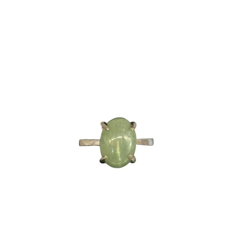 Green Jade Style Oval Gemstone Silver Tone Ring Vintage Look Size 8